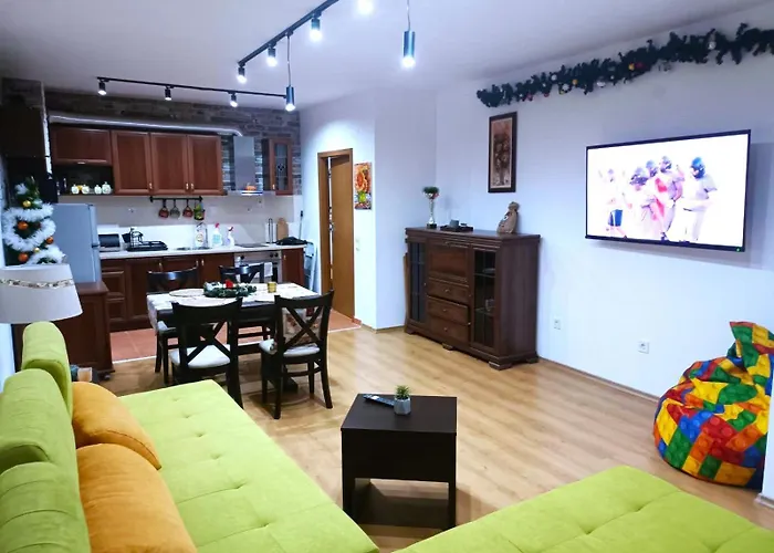 Semiramida Gardens 23 ボロヴェッツ